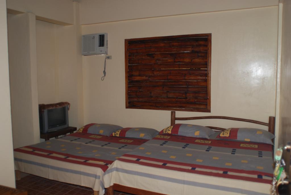 Casa Aviara Resort & Hotel Puerto Galera Room photo